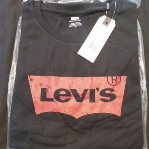 Levi's T shirt